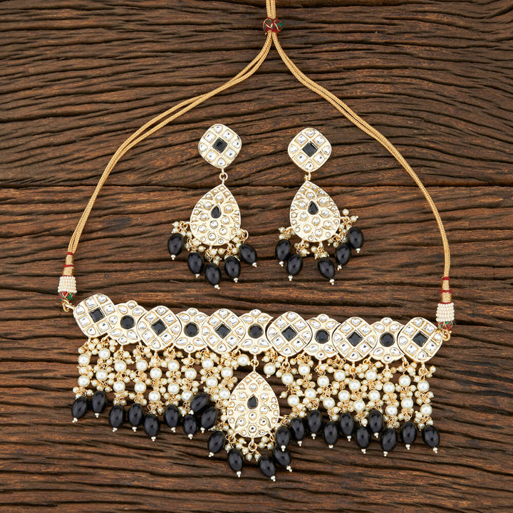 Indo Western Trendy Necklace With Gold Plating 104247