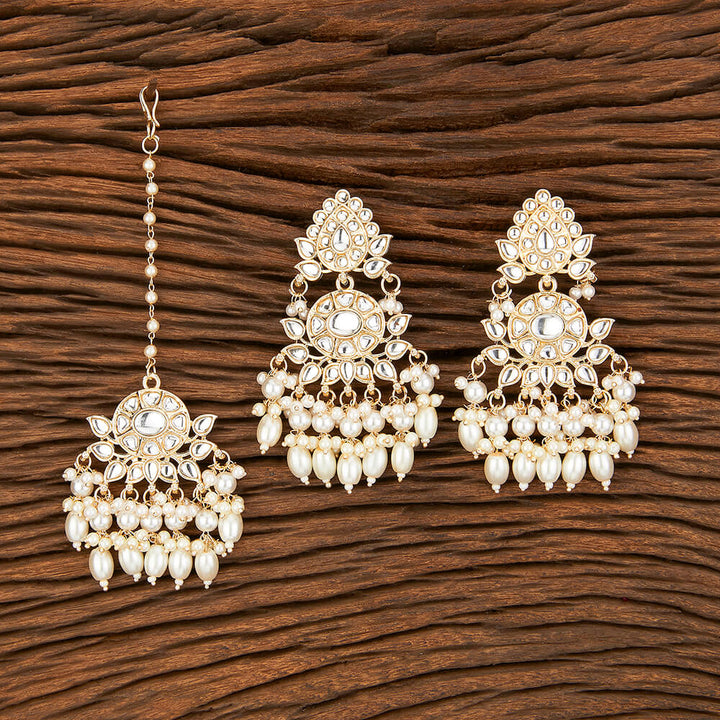 Indo Western Classic Earring Tikka With Gold Plating 109080