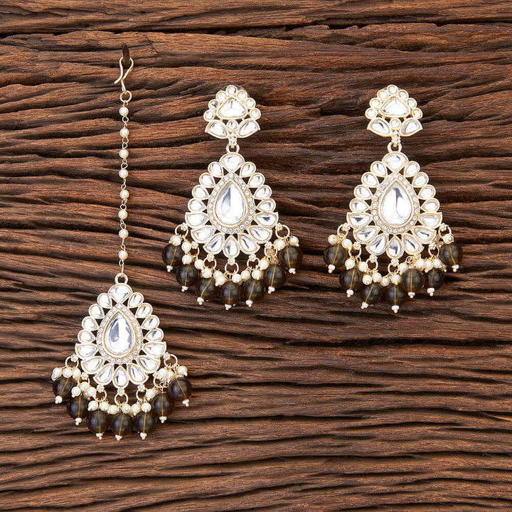 Indo Western Classic Earring Tikka With Gold Plating 109686