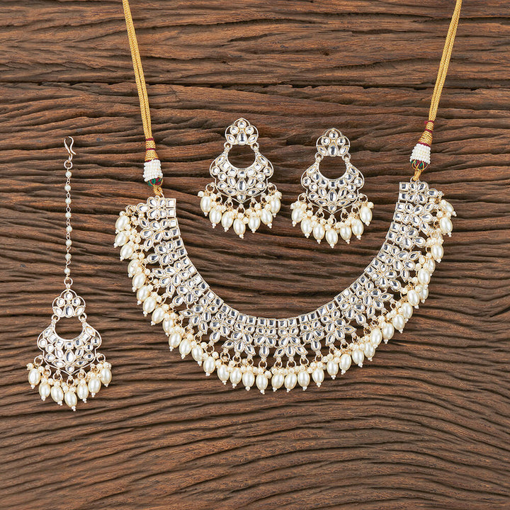 Indo Western Classic Necklace With Gold Plating 109995