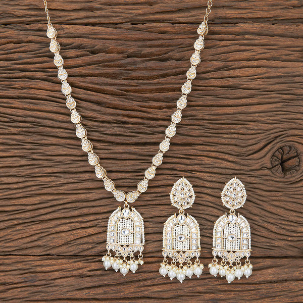 Indo Western Moti Necklace Set With Gold Plating 110130