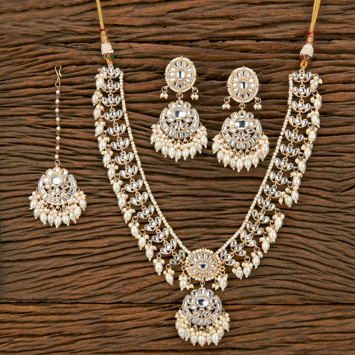 Indo Western Classic Necklace With Gold Plating 110793