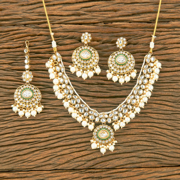 Indo Western Kundan Necklace With Gold Plating 111081