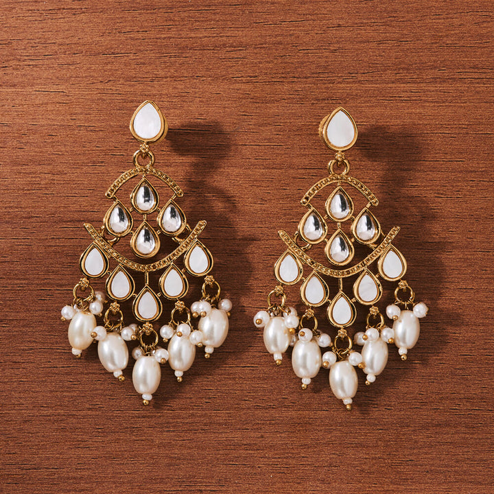 Indo Western Classic Earring With Mehndi Plating 111397