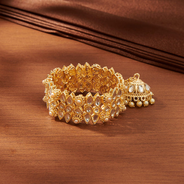 Indo Western Adjustable Bracelet With Gold Plating 111468