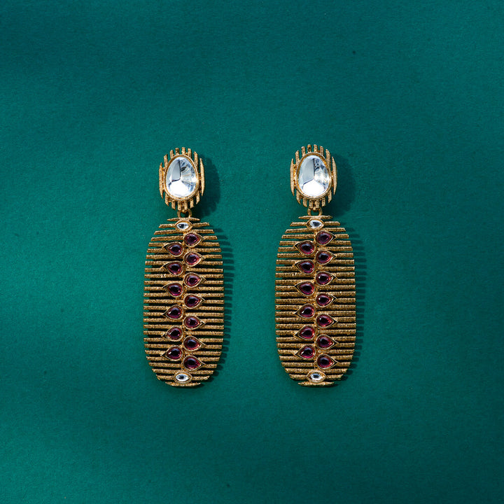 Indo Western Delicate Earring With Mehndi Plating 111602