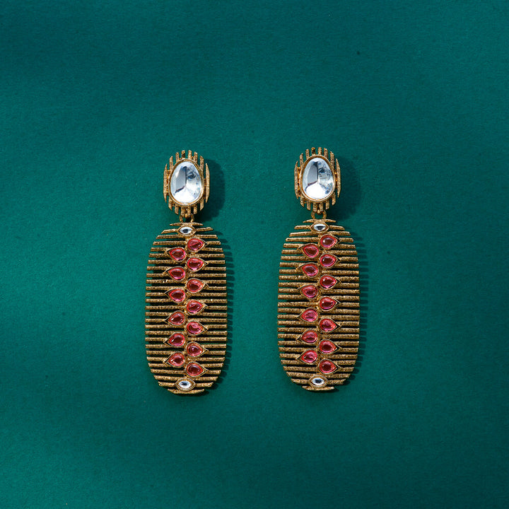 Indo Western Delicate Earring With Mehndi Plating 111602