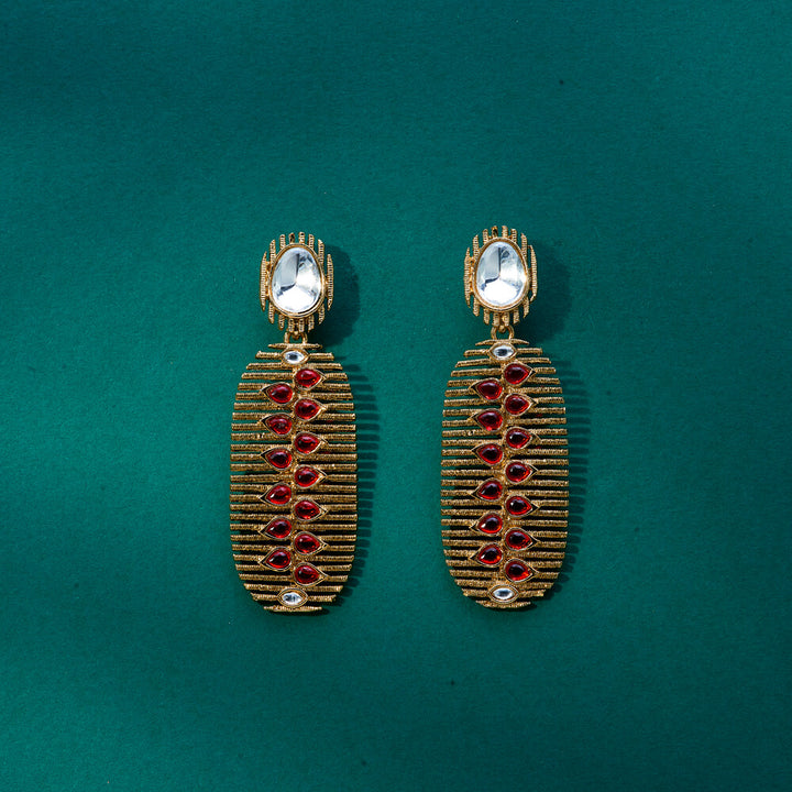 Indo Western Delicate Earring With Mehndi Plating 111602