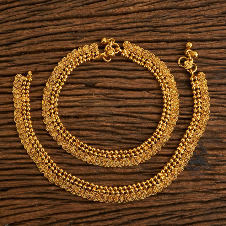 Antique Plain Gold Payal 18628