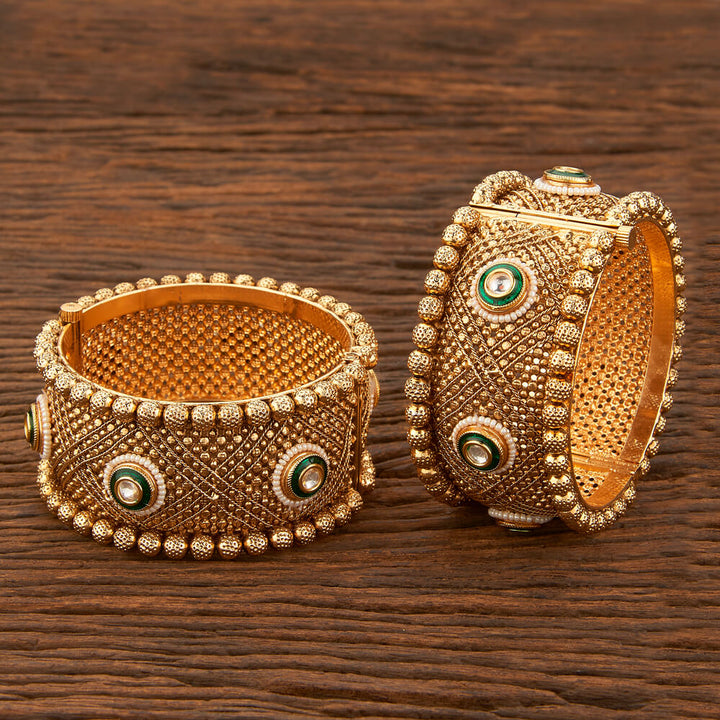 Antique Openable Bangles With Gold Plating 212547