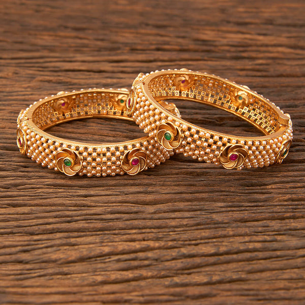 Antique Openable Bangles With Matte Gold Plating 212889