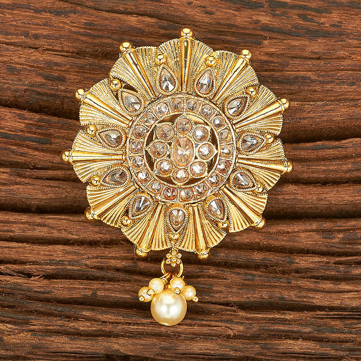 Antique Classic Brooch With Gold Plating 215202