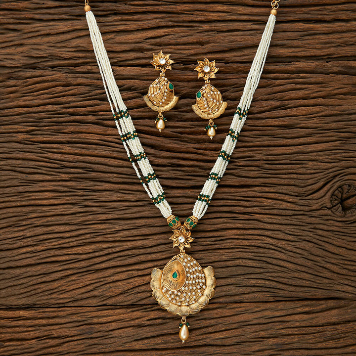 Antique Mala Pendant Set With Matte Gold Plating 216499