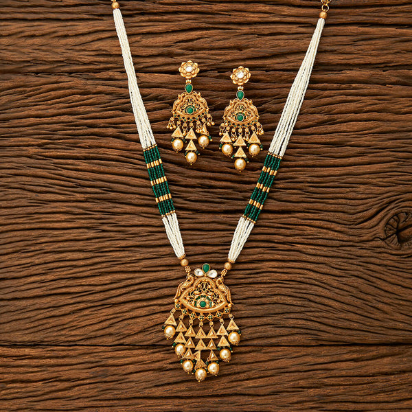 Antique Mala Pendant Set With Matte Gold Plating 216505