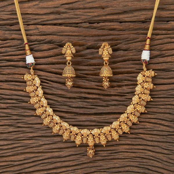 Antique Classic Necklace Set With Matte Gold Plating 217423