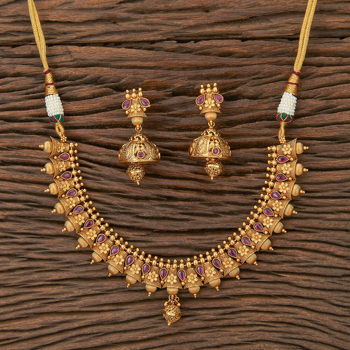 Antique Classic Necklace Set With Matte Gold Plating 217425