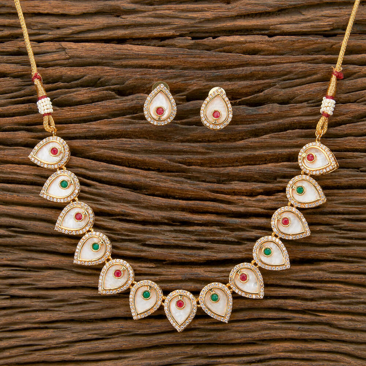 Antique Mother Of Pearl Necklace With Gold Plating 220143