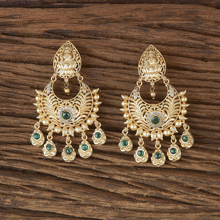 Antique Temple Earring With Matte Gold Plating 220290