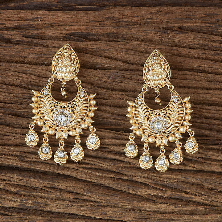 Antique Temple Earring With Matte Gold Plating 220290