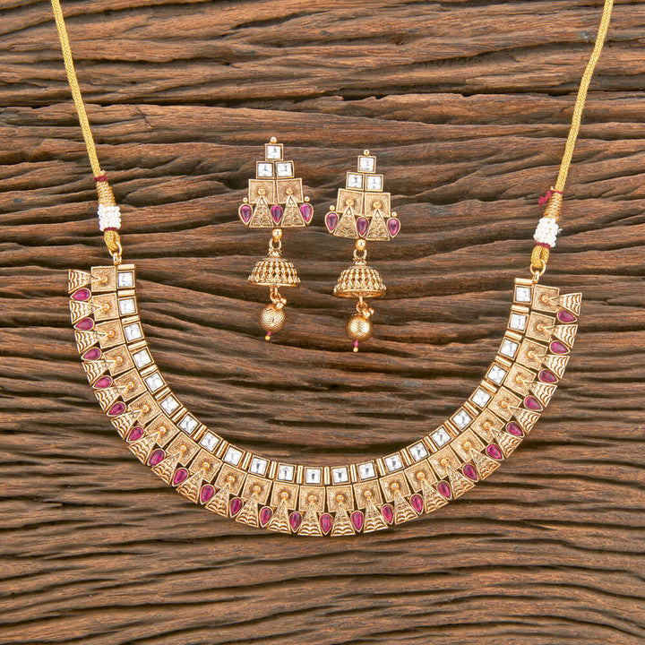 Antique Classic Necklace With Matte Gold Plating 220569