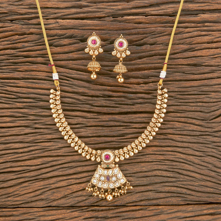 Antique Classic Necklace With Matte Gold Plating 220575