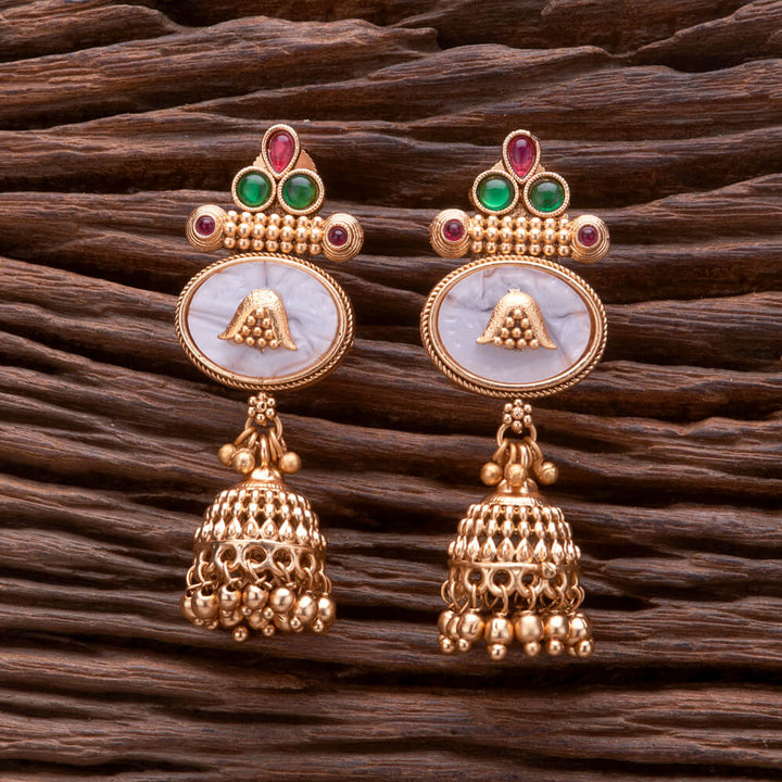 Antique Mother Of Pearl Earring With Matte Gold Plating 221363