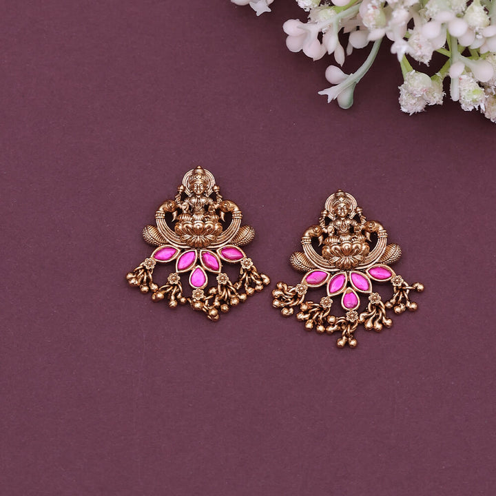 Antique Temple Earring With Matte Gold Plating 221875