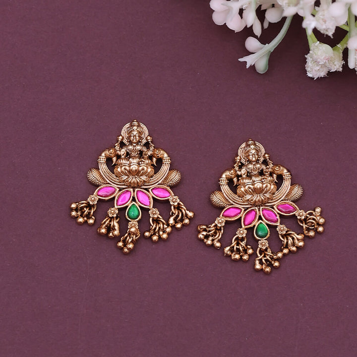 Antique Temple Earring With Matte Gold Plating 221875