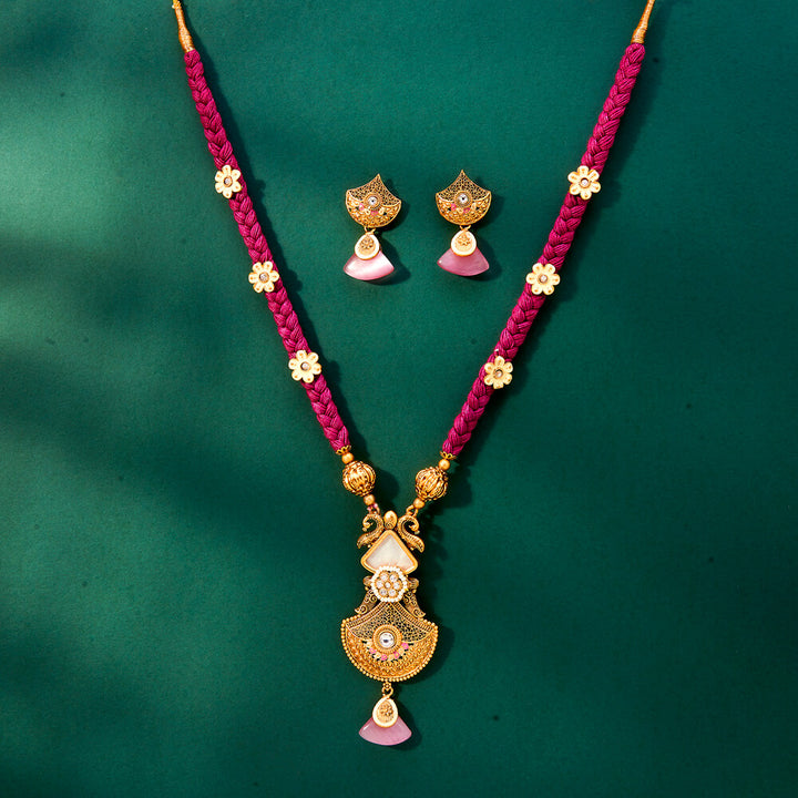 Antique Peacock Pendant Set With Matte Gold Plating 222048