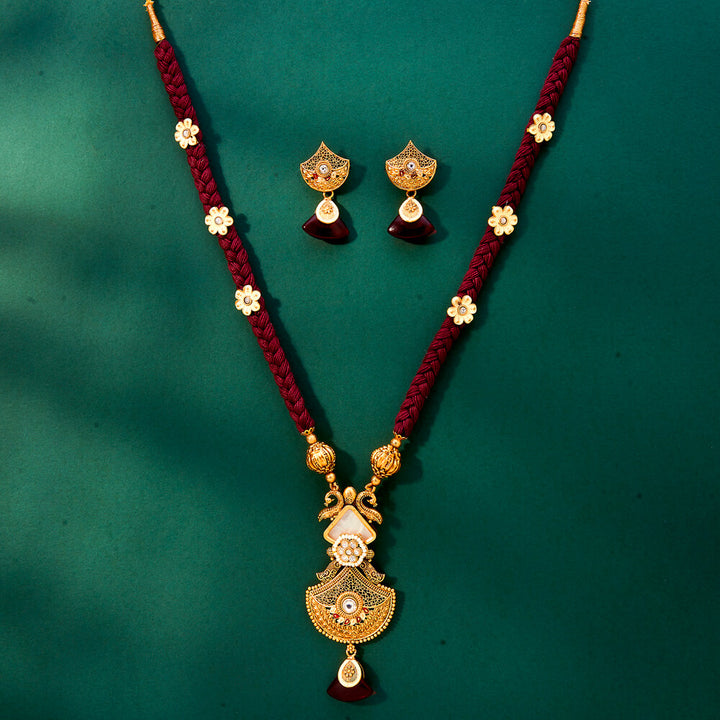 Antique Peacock Pendant Set With Matte Gold Plating 222048