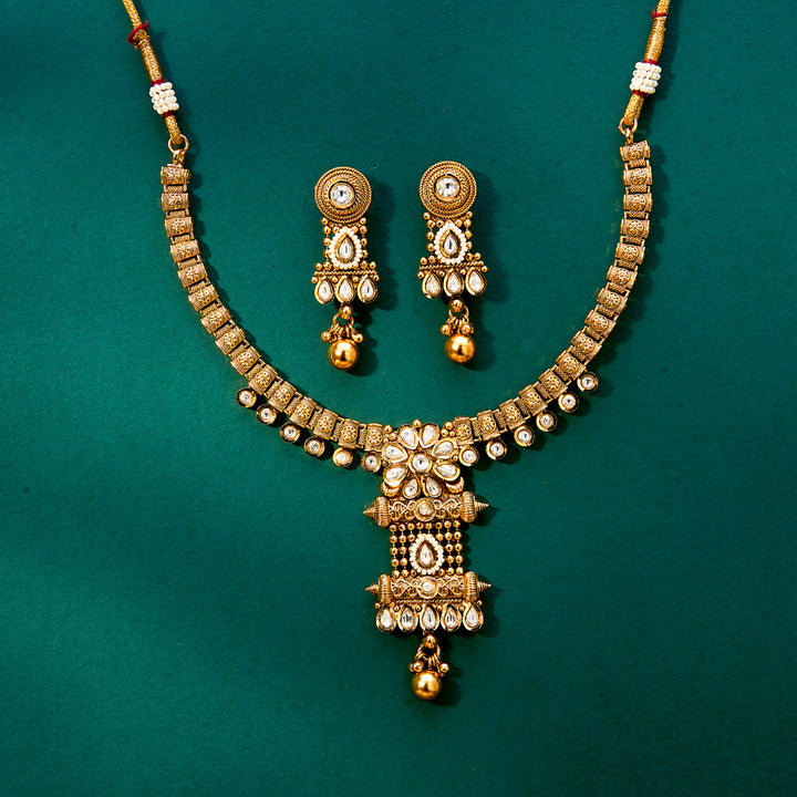 Antique Classic Necklace With Matte Gold Plating 222155