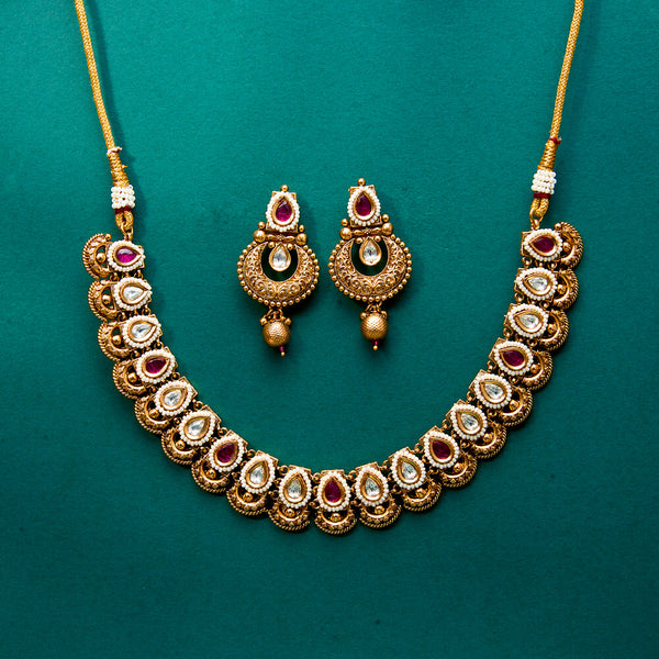 222437 Antique Classic Necklace With Gold Plating