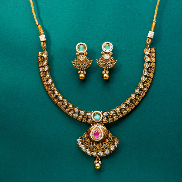 222438 Antique Classic Necklace With Gold Plating