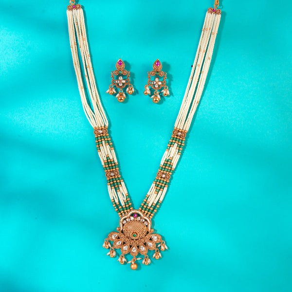 Antique Moti Pendant Set With Gold Plating 222678