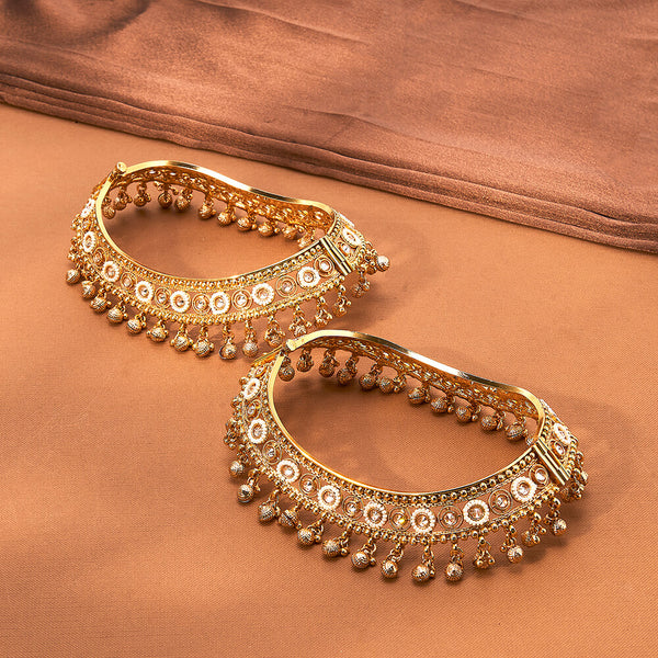 223024 Antique Openable Payal With Gold Plating