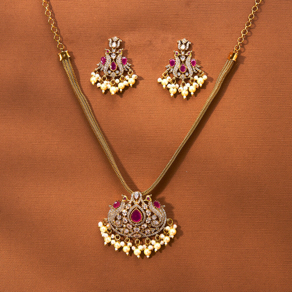 223190 Antique Peacock Necklace With Matte Gold Plating