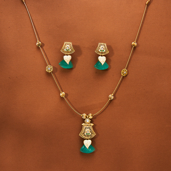 223408 Antique Meenakari Pendant Set With Matte Gold Plating