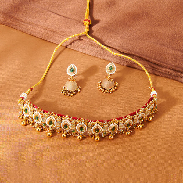 223519 Antique Classic Necklace With Gold Plating