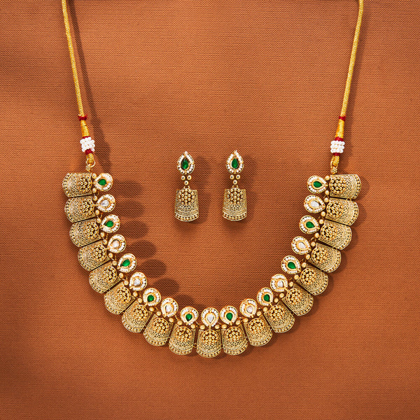 223773 Antique Classic Necklace With Gold Plating