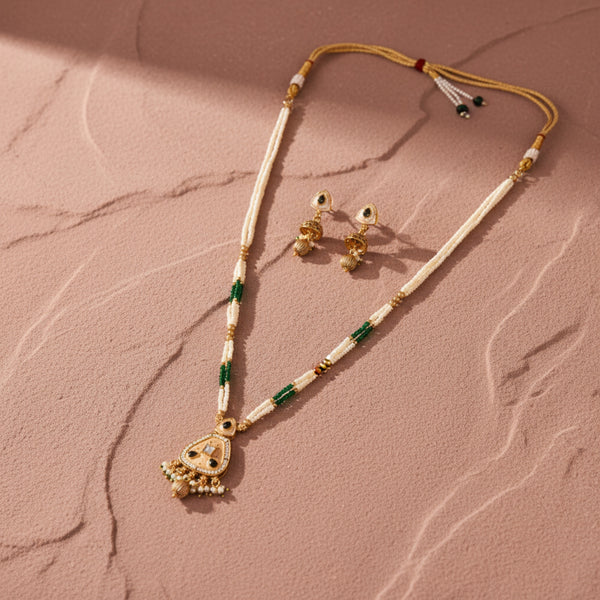 225673 Antique Pearl Pendant Set With Matte Gold Plating