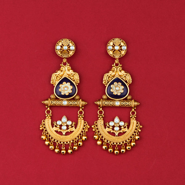 225677 Antique Classic Earring With Matte Gold Plating