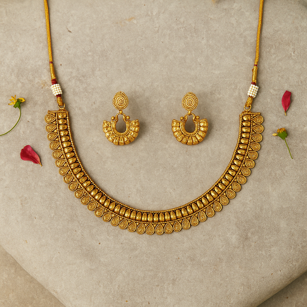 225817 Antique Plain Gold Necklace With Gold Plating
