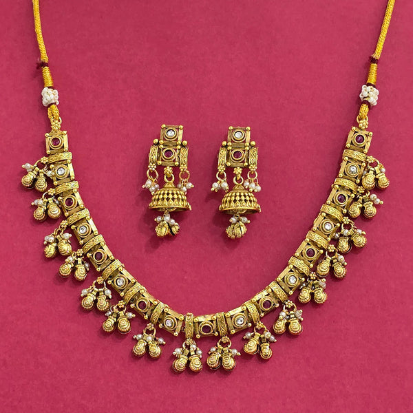 226851 Antique Classic Necklace With Gold Plating