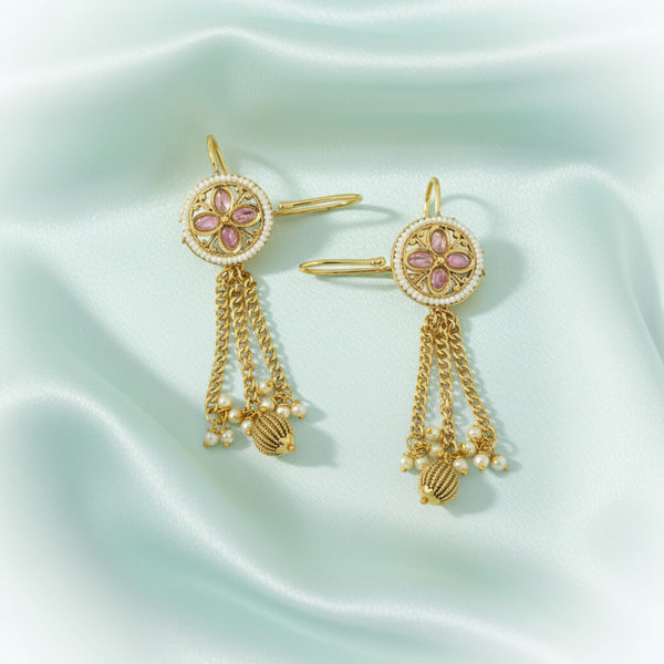 227280 Antique Earcuff With Gold Plating