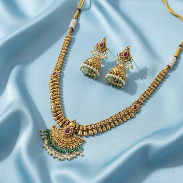 227343 Antique Classic Necklace Set With Matte Gold Plating