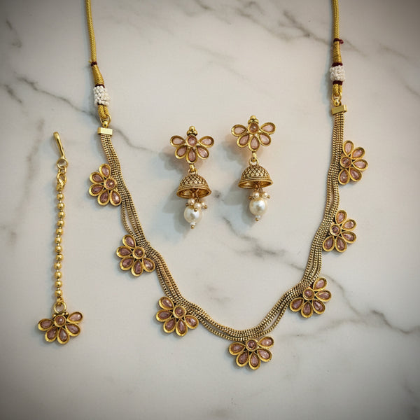227372 Antique Classic Necklace Set With Gold Plating