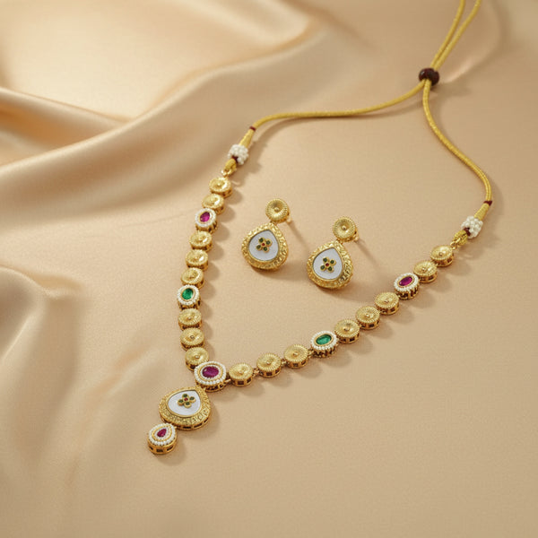 227484 Antique Mother Of Pearl Necklace SetWith Gold Plating