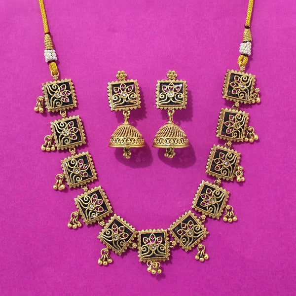 227520 Antique Classic Necklace Set With Matte Gold Plating