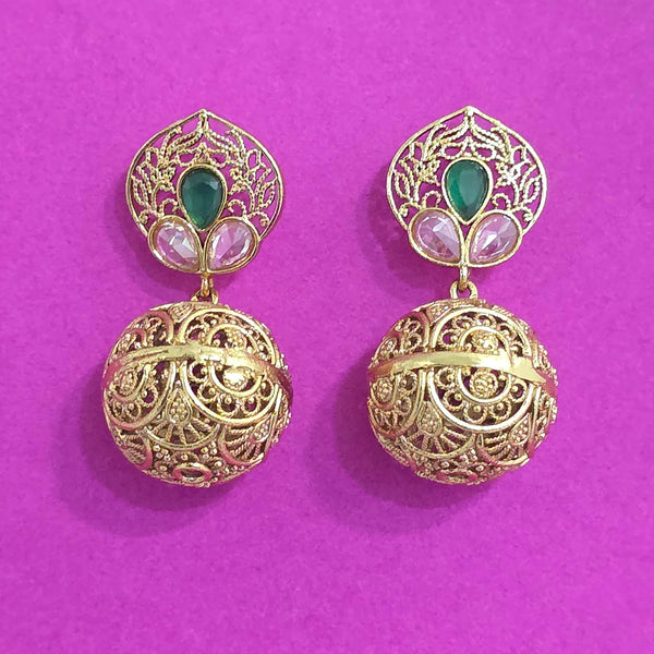 227625 Antique Classic Earring With Gold Plating