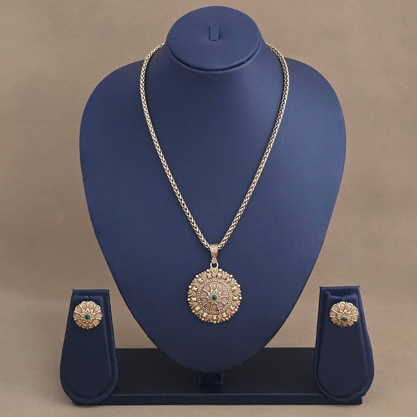 227781 Antique Classic Pendant Set With Matte Gold Plating